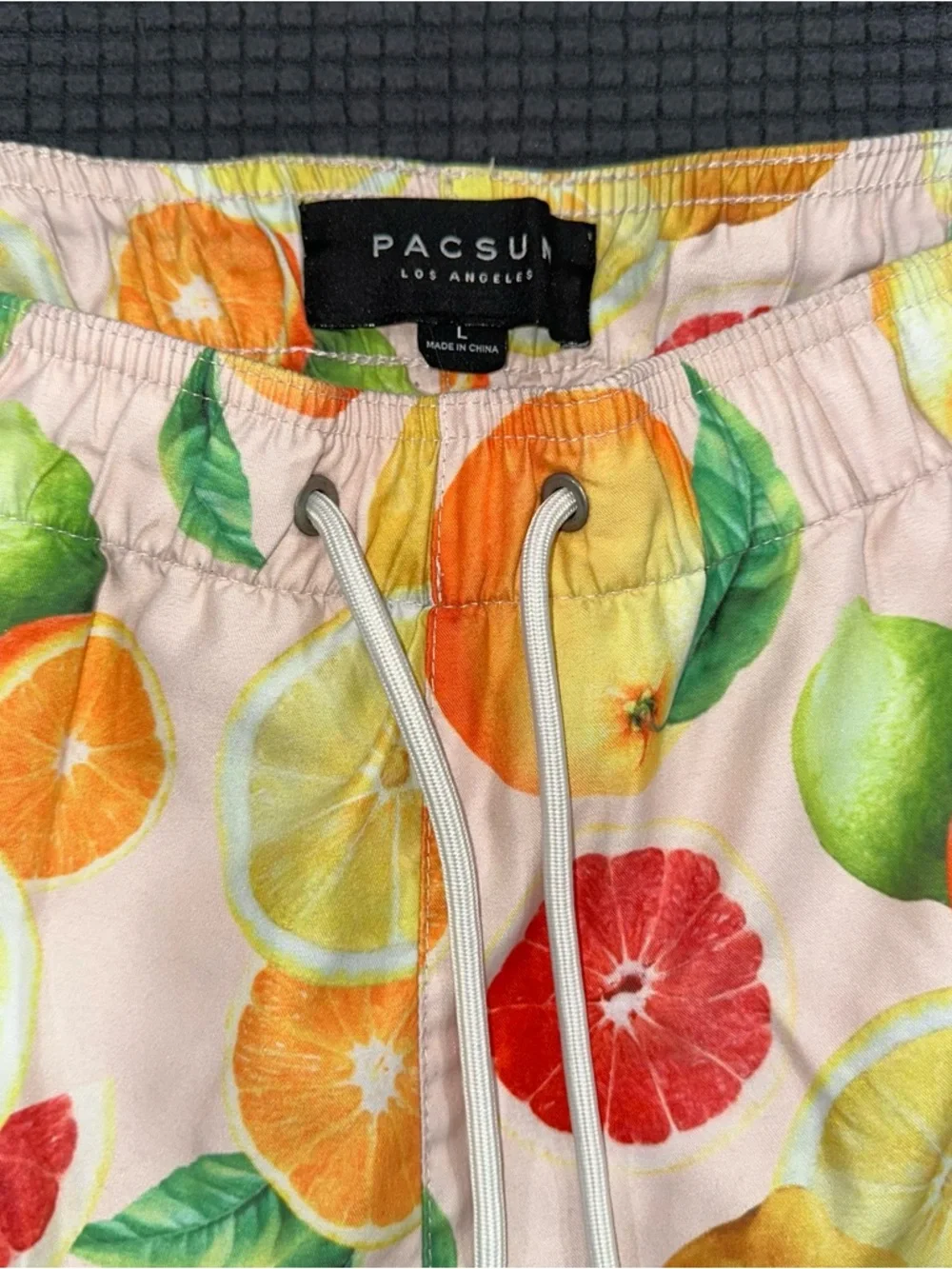 PacSun Citrus Print Swim Trunks Mens Large Mesh Lined Beach Shorts